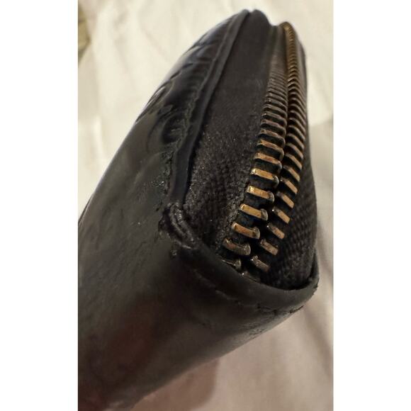 Gucci Guccissima Black Leather Zip Around Wallet Authentic Used - Picture 6 of 11